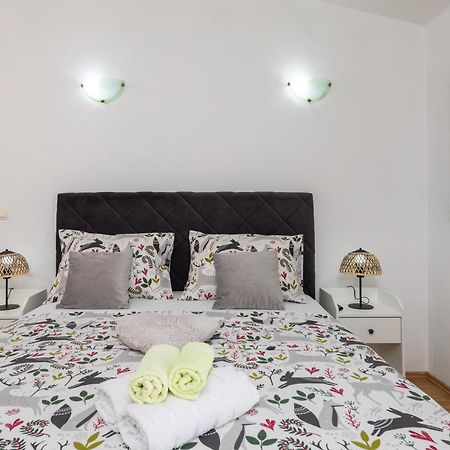דוגי ראט Sky Way Apartments מראה חיצוני תמונה