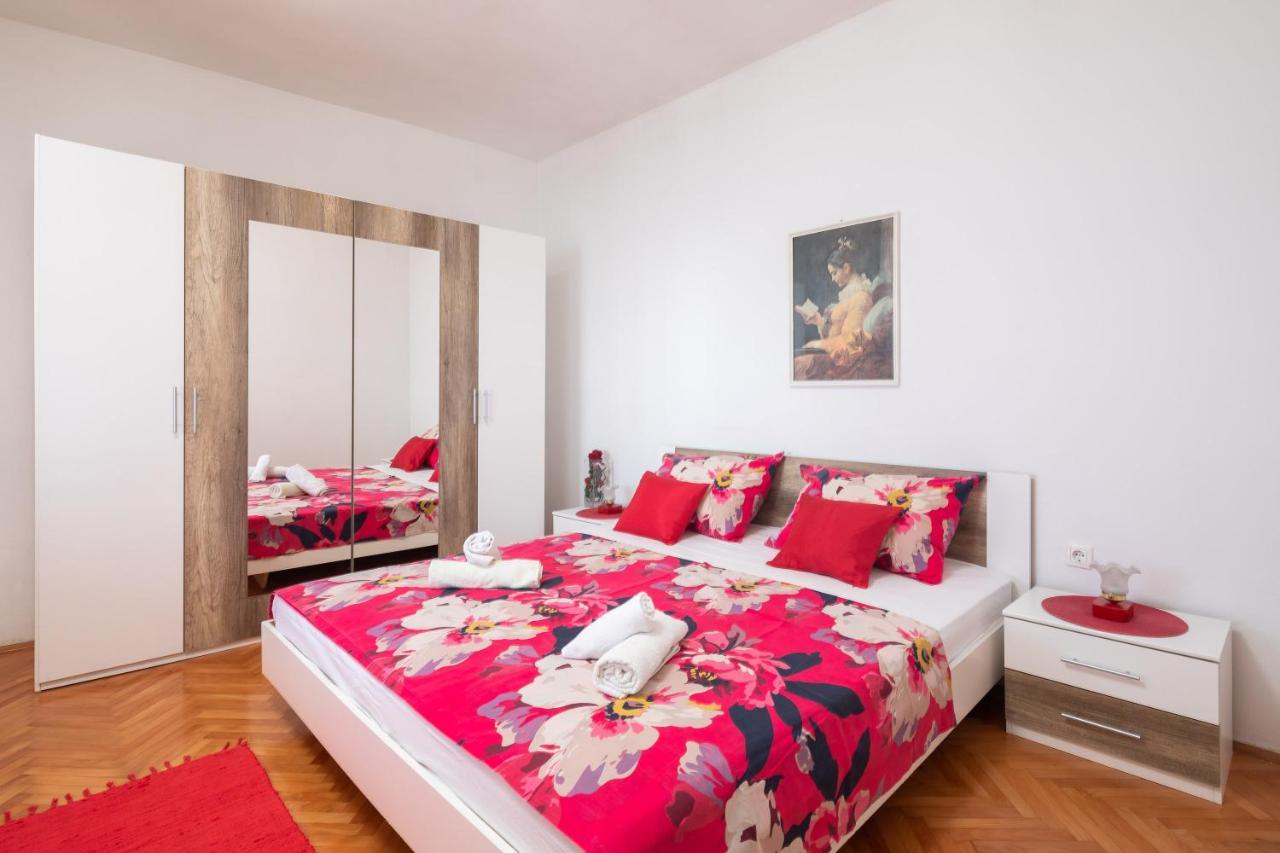 דוגי ראט Sky Way Apartments מראה חיצוני תמונה