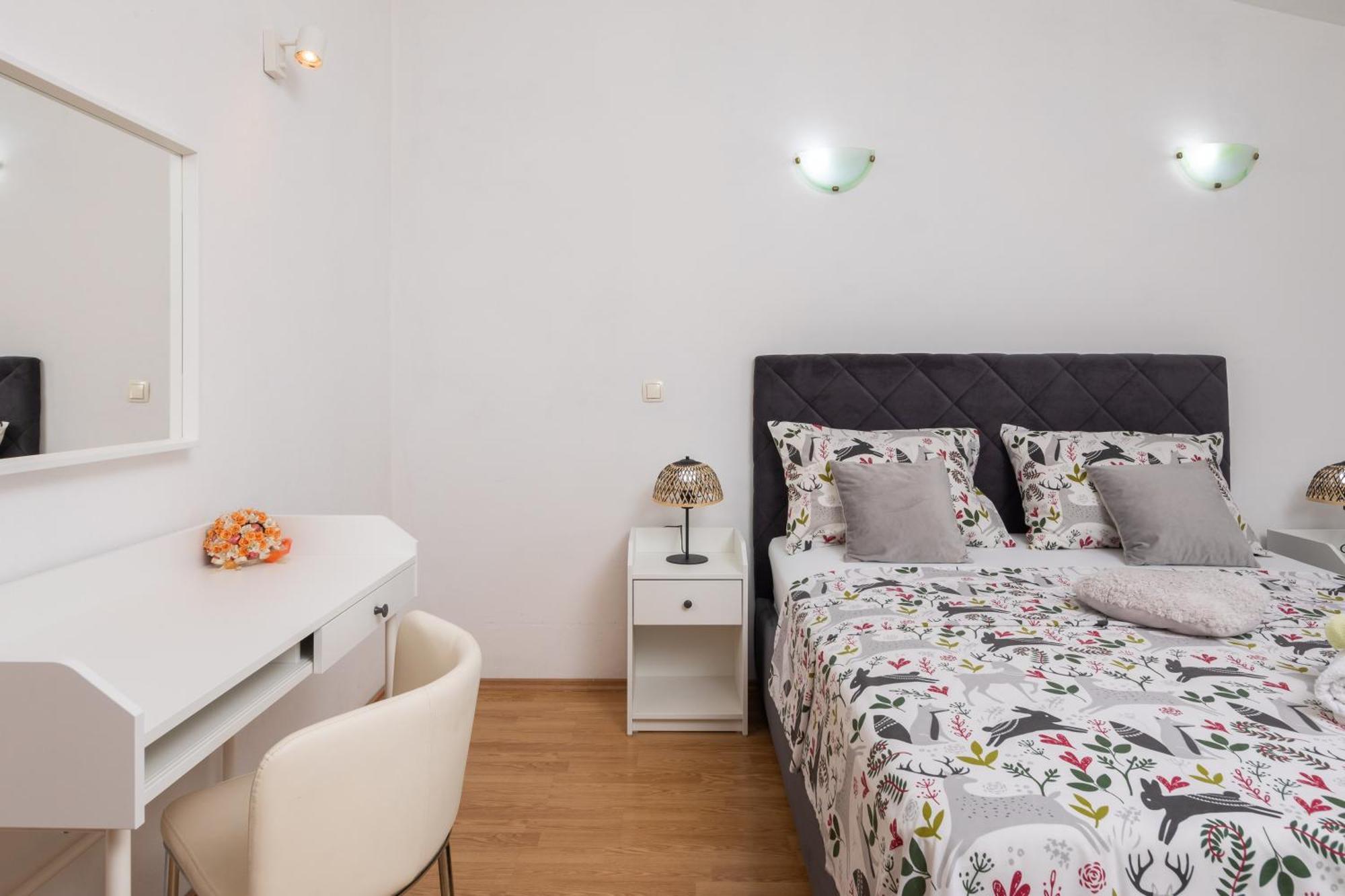 דוגי ראט Sky Way Apartments מראה חיצוני תמונה
