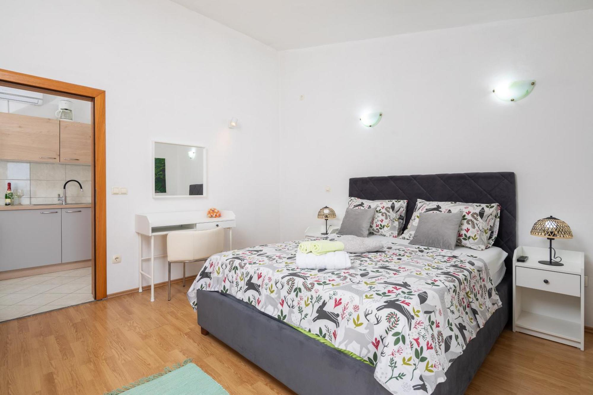 דוגי ראט Sky Way Apartments מראה חיצוני תמונה